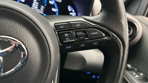 Thumbnail image for the Toyota Yaris Cross 1.5 VVT-h Excel    E-CVT
