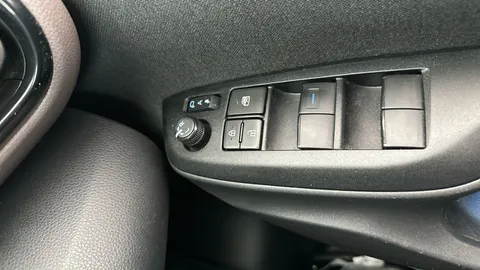 Thumbnail image for the Toyota Yaris Cross 1.5 VVT-h Excel    E-CVT