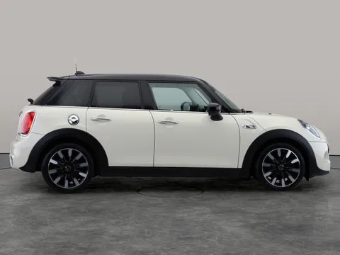 Thumbnail image for the Mini Hatch 2.0 Cooper S Exclusive
