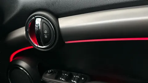 Thumbnail image for the Mini Hatch 2.0 Cooper S Exclusive