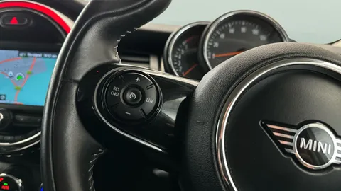 Thumbnail image for the Mini Hatch 2.0 Cooper S Exclusive