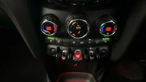 Thumbnail image for the Mini Hatch 2.0 Cooper S Exclusive