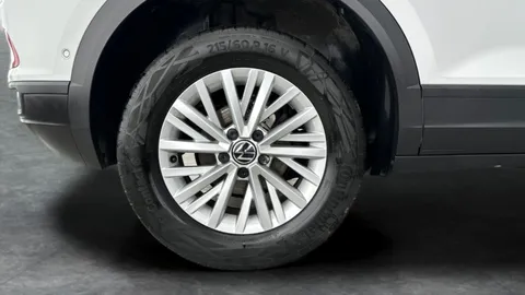 Thumbnail image for the Volkswagen T-Roc 1.0 TSI Life