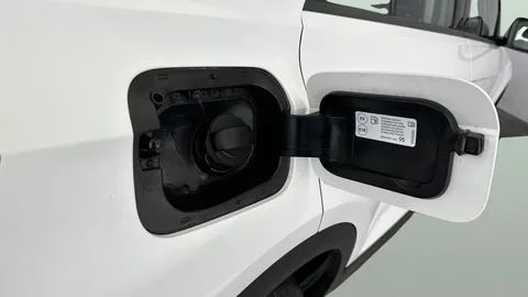 Thumbnail image for the Volkswagen T-Roc 1.0 TSI Life