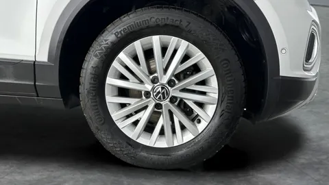 Thumbnail image for the Volkswagen T-Roc 1.0 TSI Life