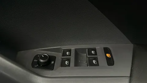Thumbnail image for the Volkswagen T-Cross 1.0 TSI SEL