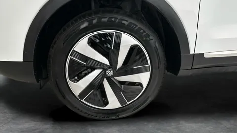 Thumbnail image for the Mg Mg Zs 72.6kWh Trophy Connect Long Range