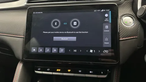 Thumbnail image for the Mg Mg Zs 72.6kWh Trophy Connect Long Range