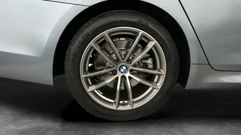 Thumbnail image for the BMW 5 Series 2.0 520d MHT M Sport