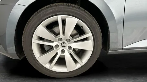 Thumbnail image for the Škoda Superb 2.0 TDI SE L   DSG