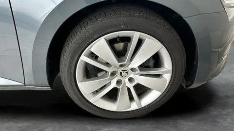 Thumbnail image for the Škoda Superb 2.0 TDI SE L   DSG