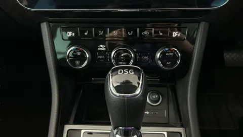 Thumbnail image for the Škoda Superb 2.0 TDI SE L   DSG