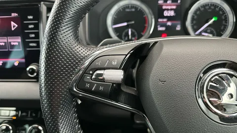 Thumbnail image for the Škoda Karoq 1.5 TSI ACT SportLine   DSG