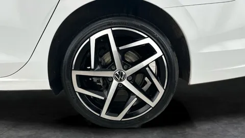 Thumbnail image for the Volkswagen Golf 2.0 TDI Style   DSG