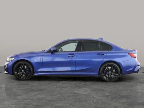 Thumbnail image for the BMW 3 Series 2.0 330e 12kWh M Sport   Plug-in