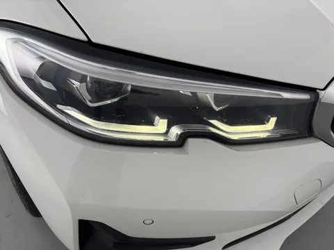 Thumbnail image for the BMW 3 Series 2.0 330e 12kWh SE Pro   Plug-in