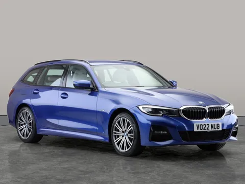Thumbnail image for the BMW 3 Series 2.0 330e 12kWh M Sport Touring  Plug-in