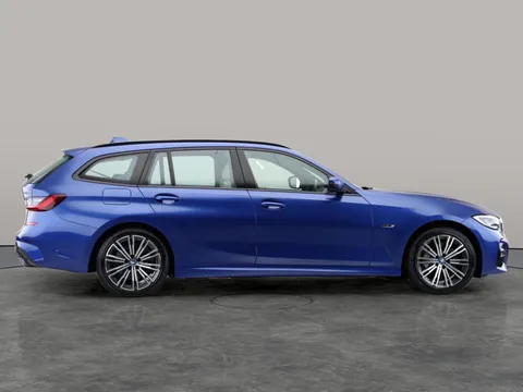 Thumbnail image for the BMW 3 Series 2.0 330e 12kWh M Sport Touring  Plug-in
