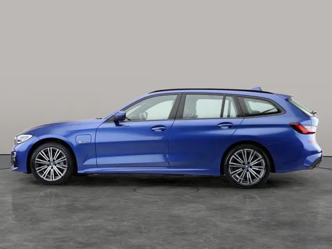Thumbnail image for the BMW 3 Series 2.0 330e 12kWh M Sport Touring  Plug-in