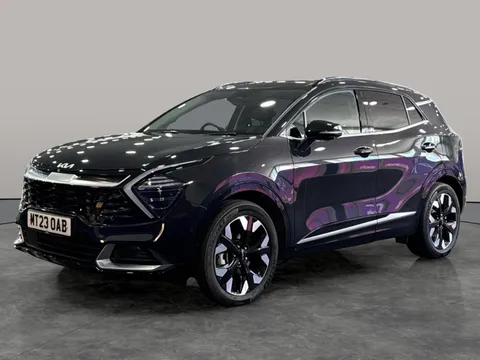 Thumbnail image for the Kia Sportage 1.6 T-GDi 13.8kWh 4   Plug-in  AWD