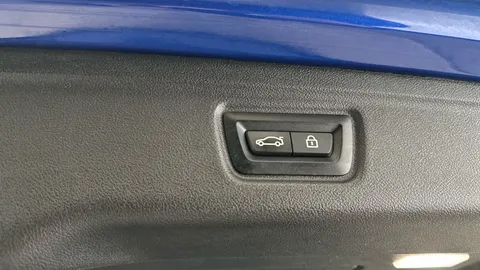 Thumbnail image for the BMW 3 Series 2.0 330e 12kWh M Sport Touring  Plug-in