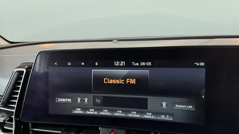 Thumbnail image for the Kia Sportage 1.6 T-GDi 13.8kWh 4   Plug-in  AWD