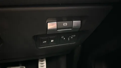 Thumbnail image for the Land Rover Range Rover Evoque 1.5 P300e 12.2kWh R-Dynamic S   Plug-in  4WD