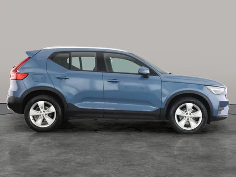 Thumbnail image for the Volvo XC40 2.0 B3 MHEV Core    DCT