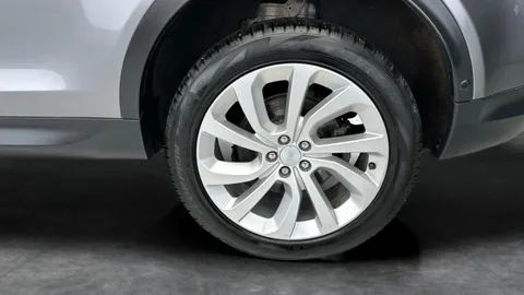 Thumbnail image for the Land Rover Discovery Sport 2.0 D200 MHEV HSE   4WD