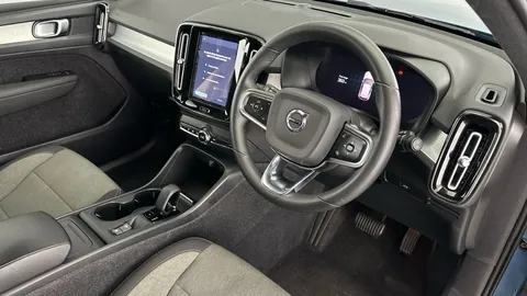 Thumbnail image for the Volvo XC40 2.0 B3 MHEV Core    DCT