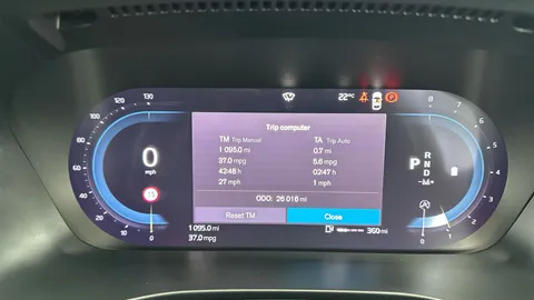 Thumbnail image for the Volvo XC40 2.0 B3 MHEV Core    DCT