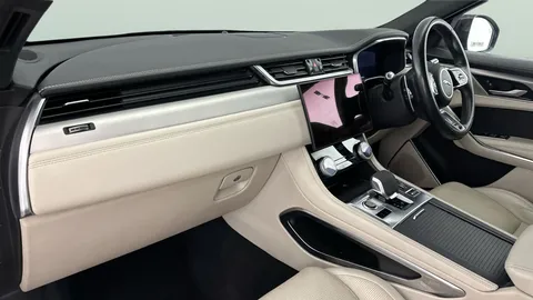 Thumbnail image for the Jaguar F-Pace 2.0 D200 MHEV R-Dynamic SE   AWD