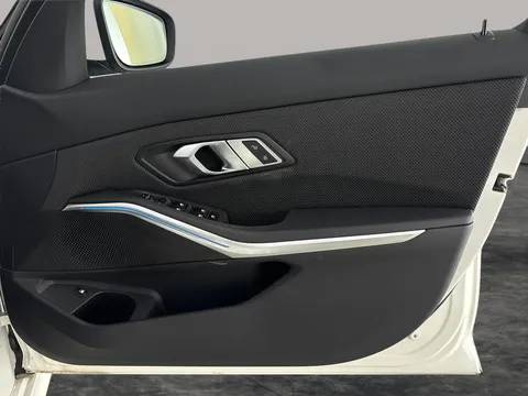 Thumbnail image for the BMW 3 Series 2.0 330e 12kWh SE Pro   Plug-in