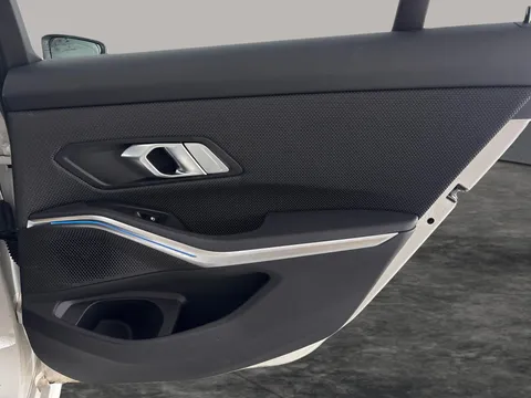 Thumbnail image for the BMW 3 Series 2.0 330e 12kWh SE Pro   Plug-in
