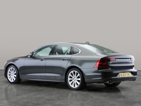 Thumbnail image for the Volvo S90 2.0 T4 Momentum Plus