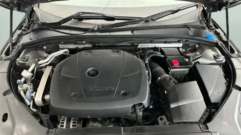 Thumbnail image for the Volvo S90 2.0 T4 Momentum Plus