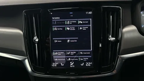 Thumbnail image for the Volvo S90 2.0 T4 Momentum Plus