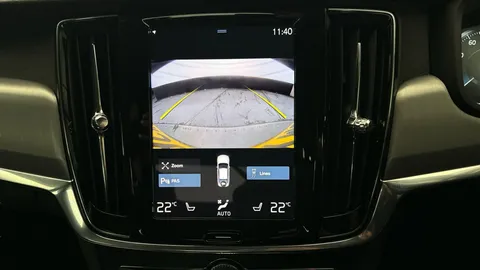Thumbnail image for the Volvo S90 2.0 T4 Momentum Plus