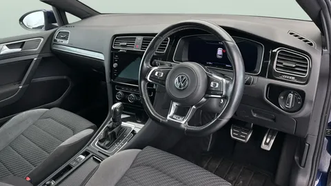 Thumbnail image for the Volkswagen Golf 1.5 TSI EVO R-Line Edition   DSG