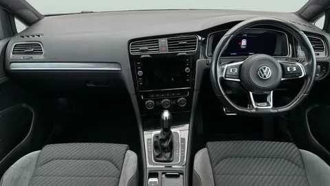 Thumbnail image for the Volkswagen Golf 1.5 TSI EVO R-Line Edition   DSG