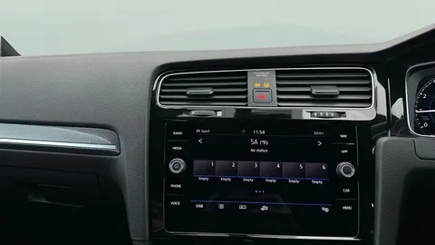 Thumbnail image for the Volkswagen Golf 1.5 TSI EVO R-Line Edition   DSG