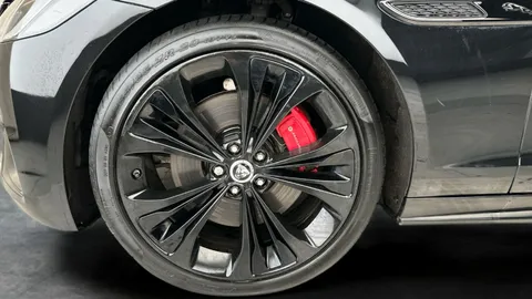 Thumbnail image for the Jaguar Xf 2.0 D200 MHEV R-Dynamic SE Black
