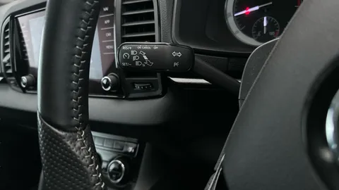 Thumbnail image for the Škoda Karoq 1.5 TSI ACT SportLine   DSG