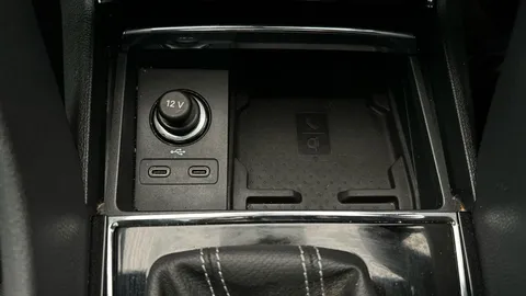 Thumbnail image for the Škoda Karoq 1.5 TSI ACT SportLine   DSG