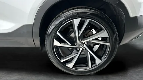 Thumbnail image for the Volvo XC40 2.0 D3 R-Design Pro