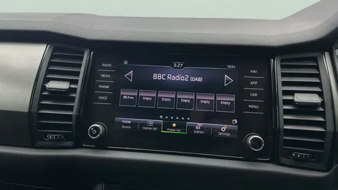 Thumbnail image for the Škoda Kodiaq 1.5 TSI ACT SE Drive   DSG   (7 Seat)