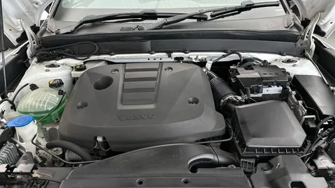 Thumbnail image for the Volvo XC40 2.0 D3 R-Design Pro