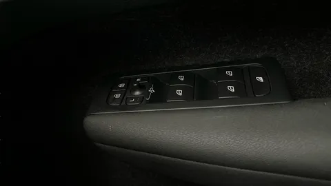Thumbnail image for the Volvo XC40 2.0 D3 R-Design Pro