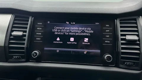 Thumbnail image for the Škoda Kodiaq 1.5 TSI ACT SE Drive   DSG   (7 Seat)