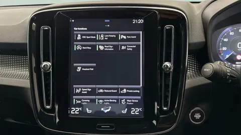 Thumbnail image for the Volvo XC40 2.0 D3 R-Design Pro